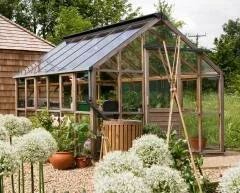 Classicfreestandinggreenhouse
